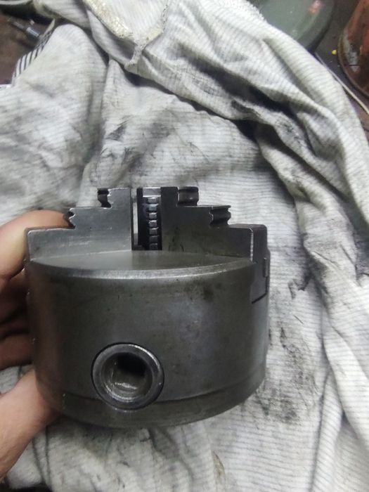 Патрон токарний 100 мм