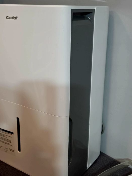 Osuszacz powietrza Comfee Model MDDPE-50DEN7 50 litrów na dzień 116m2/250m3