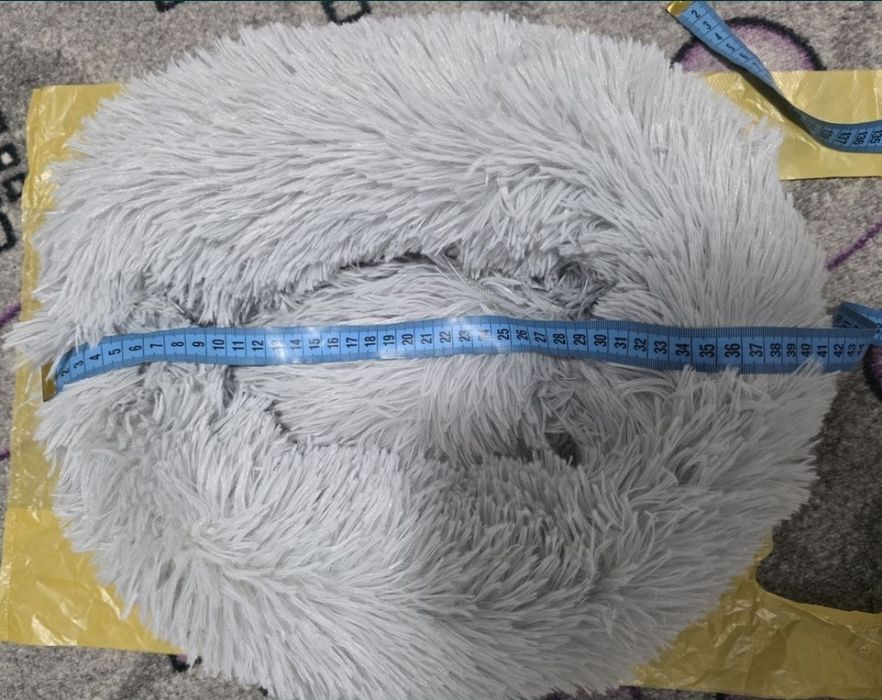 Лежанка для кошки или маленькой собаки  38,1×38,1 см..