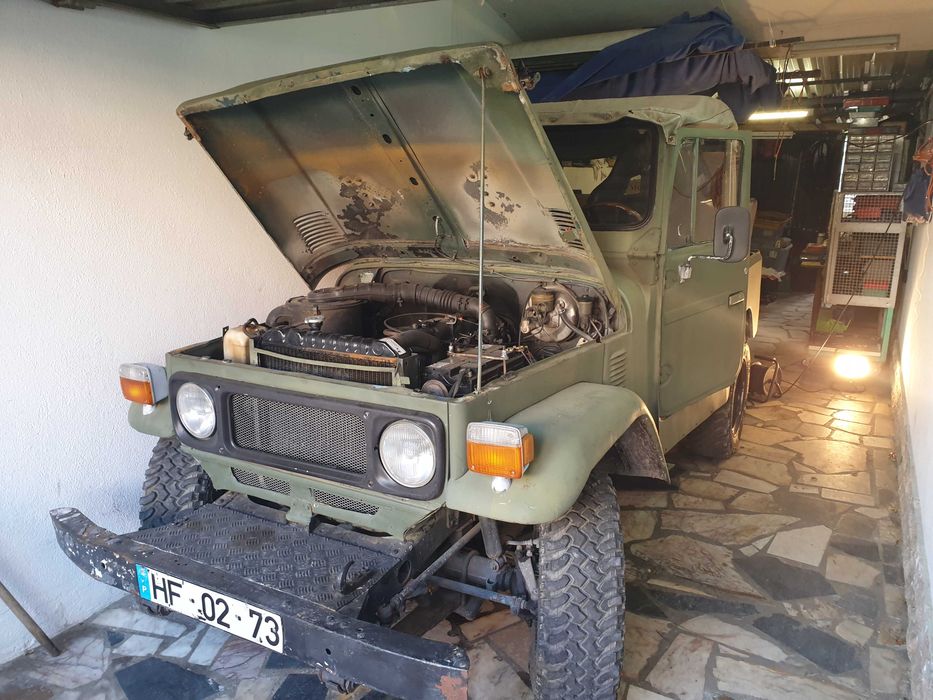 Jipe Toyota cruiser BJ40  1982
