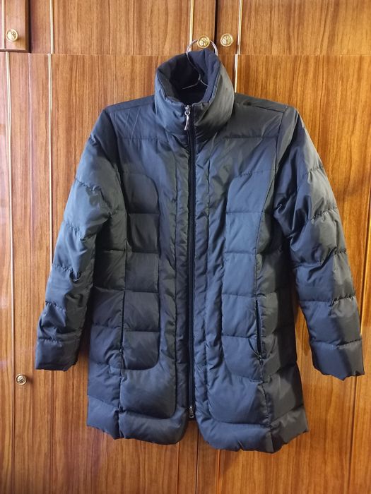 Пуховик жіночій.