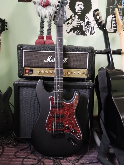 Harley Benton ST-20 HSS + комплект