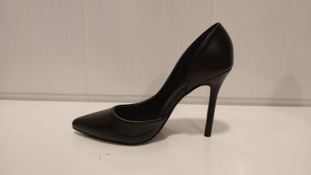 Czarne szpilki Glamorous rozm 39