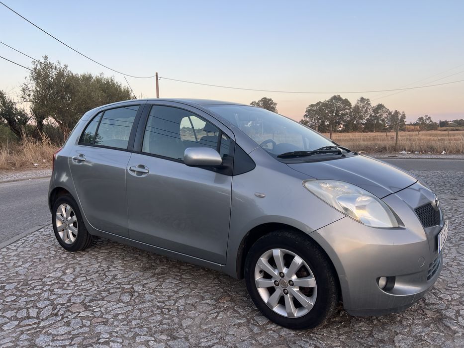 Toyota Yaris 1.0 VVT-i AC Manual