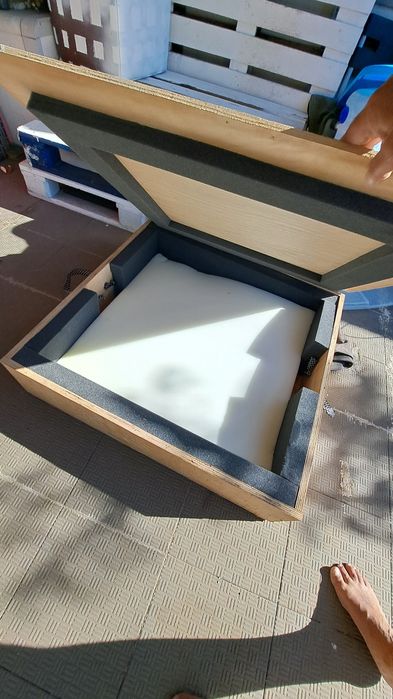 Caixote para transporte de objetos melindrosos