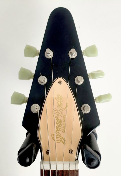 GrassRoots Flying V