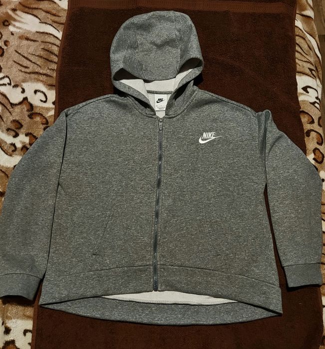 Кофта на молнии "NIKE" 10-12лет