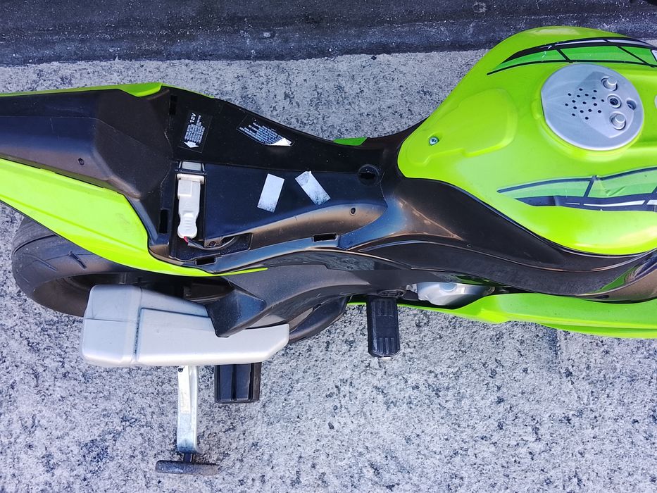 Moto elétrica criança Kawasaki
