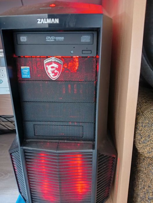 Intel Core i 7  3.70  Ram 12 GB Karta Graficzna 2GB  dysk 1TB +256 GB