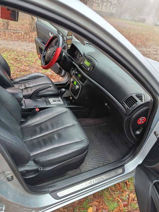 Продам Hyundai sonata