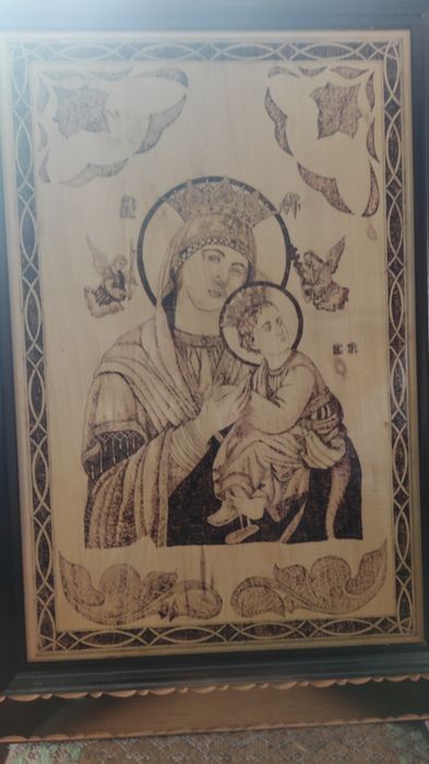 Ікони різьблення з дерева.