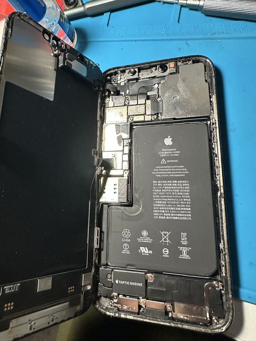 Iphone 12 pro max grafit запчастини