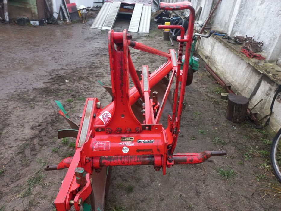 Плуг Квернеланд Kverneland