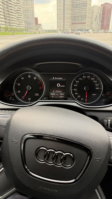 Продам Audi A4 2012