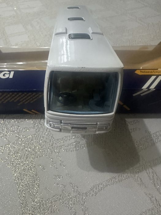 Autocarro miniatura da corgi