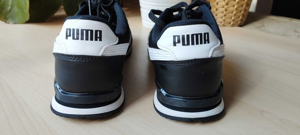 Puma St Runner V3 n.º 44 como novos