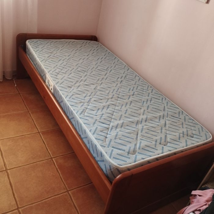 Cama de solteiro