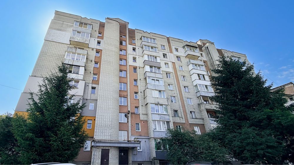 Продаж 2х кімнатної квартири по вул.Коновальця