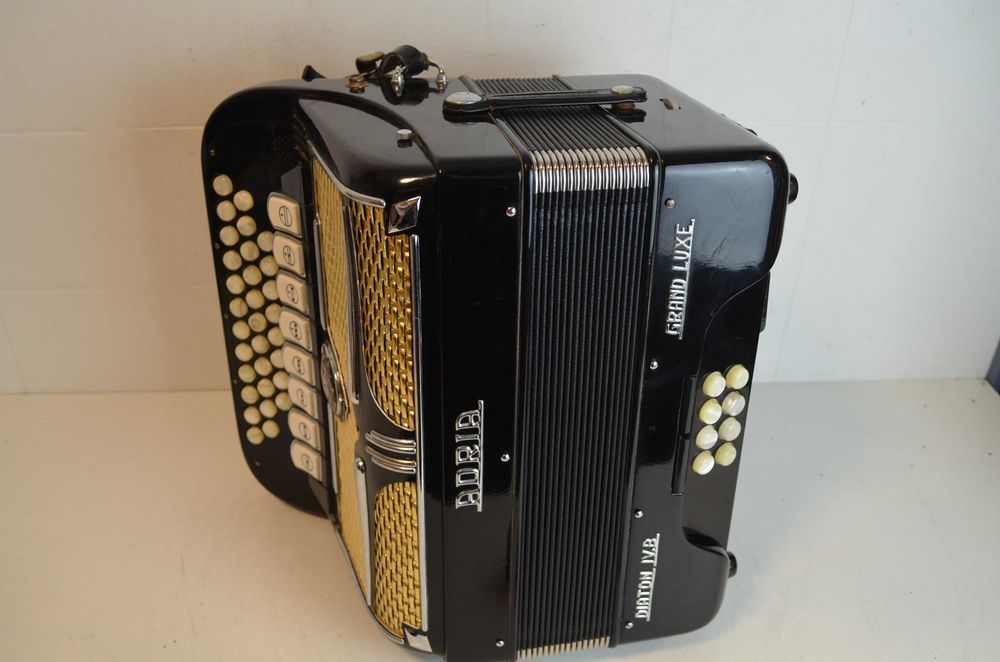Concertina Adria 4 voz. N 01