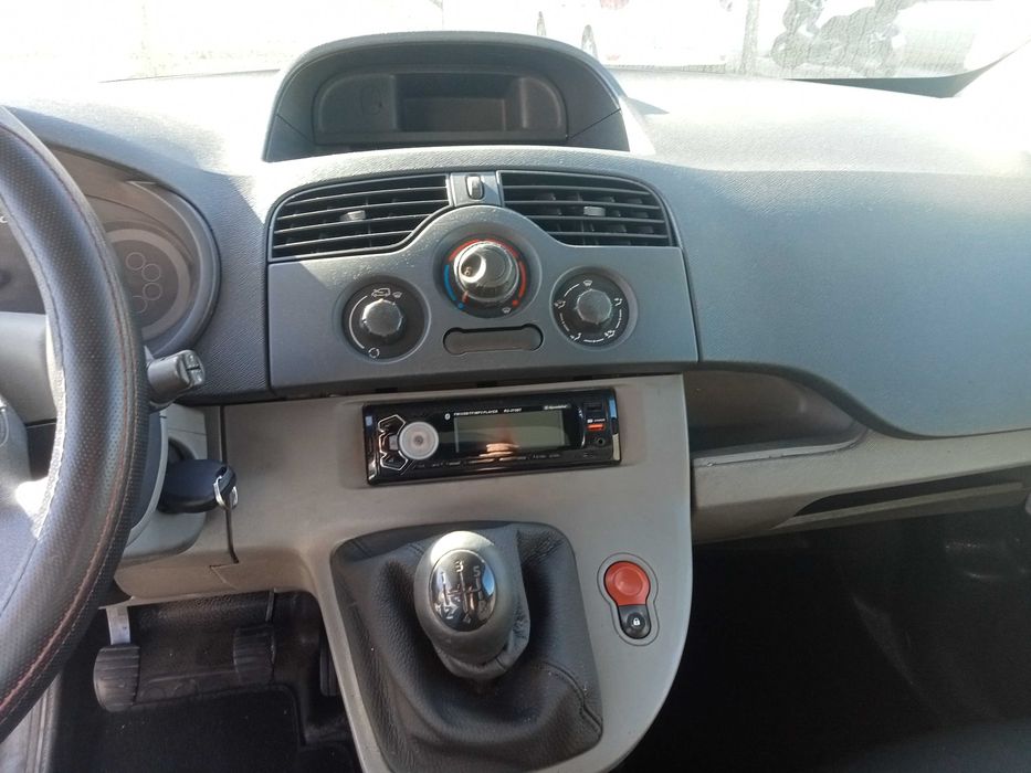 Renault Kangoo 1.5 DCI caixa fibrada com frio
