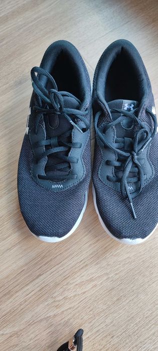 Buty sportowe Under Armour roz. 41