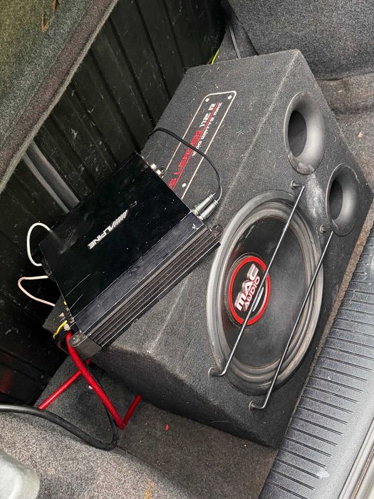Zestaw Audio Bass Leader 112R + ALPINE BBX-T600 + Przewód