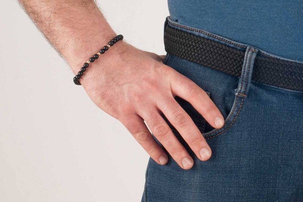 Męska bransoletka z onyksami i złotymi kulkami próby 585 matowa