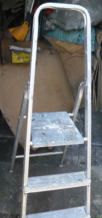Narzędzia ogrodowe drabiny aluminiowe składane