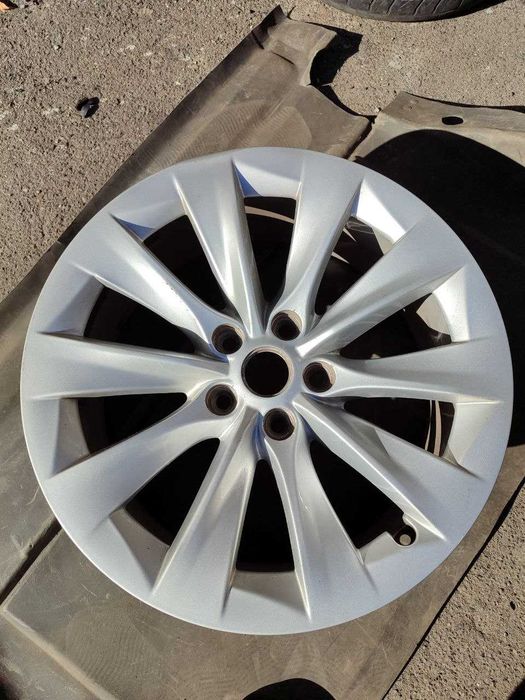 Диски Tesla S R19