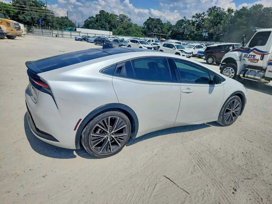 Toyota Prius 2023 Limited