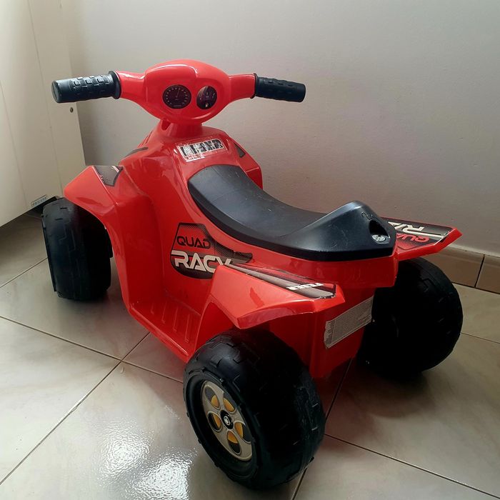 MOTO 4 criança 18meses aos 3 anos