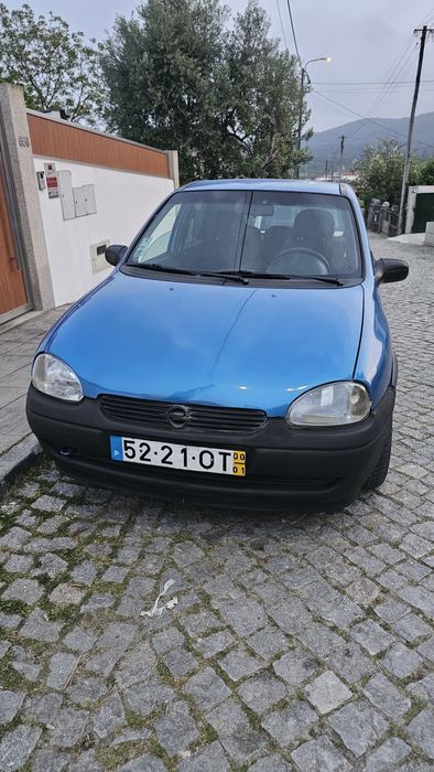 Opel corsa gasolina centenario