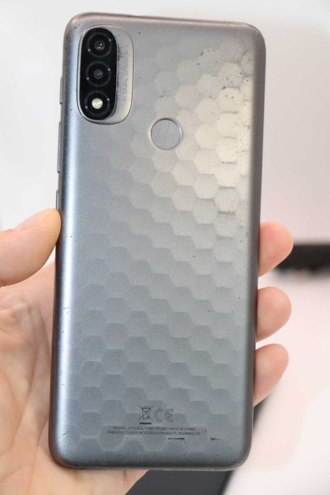 Motorola Moto E20 32GB Graphite,  гарний стан!
