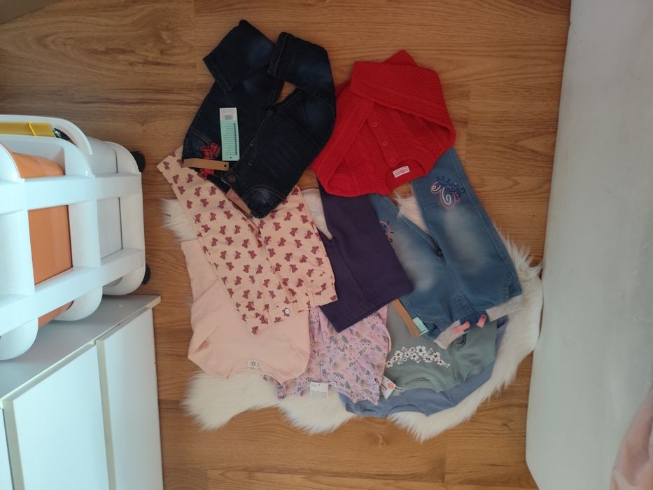 Paka nowych ubrań dla dziewczynki 86 bluzy bluzki spodnie