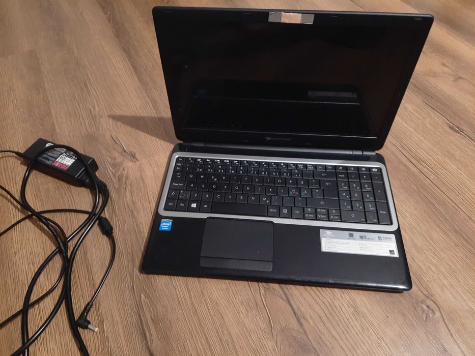Laptop Packard bell Packardbell acer 15.6 srebrny 8gb ssd 128gb Win 10