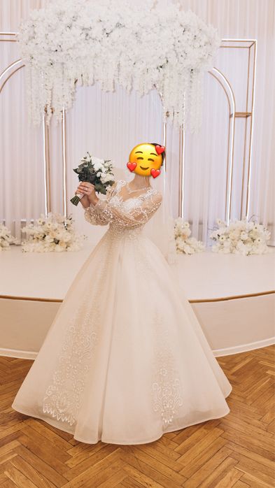 Продам Весільну сукню