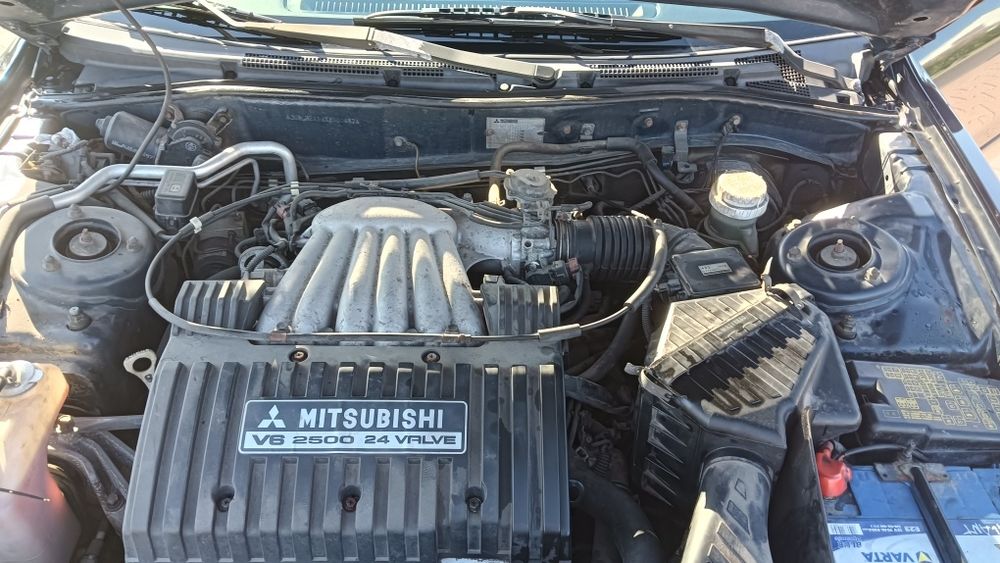 Mitsubishi Galant