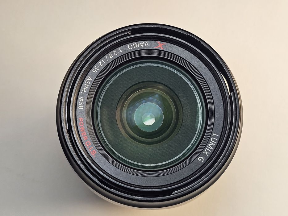 Panasonic Lumix G X Vario 12–35mm f/2.8 HD – mini zoom klasy pro
