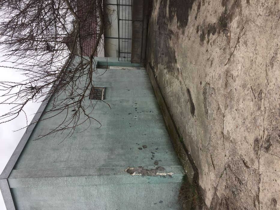 Нежитлова будівля Канів