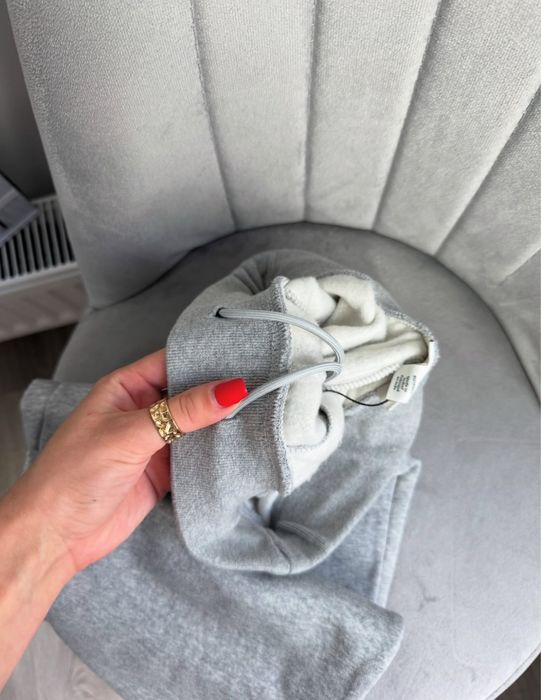 нові джогери Calvin Klein