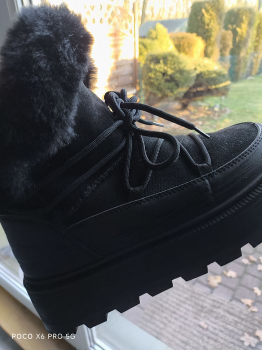 Buty babosze  czarne  z futerkiem