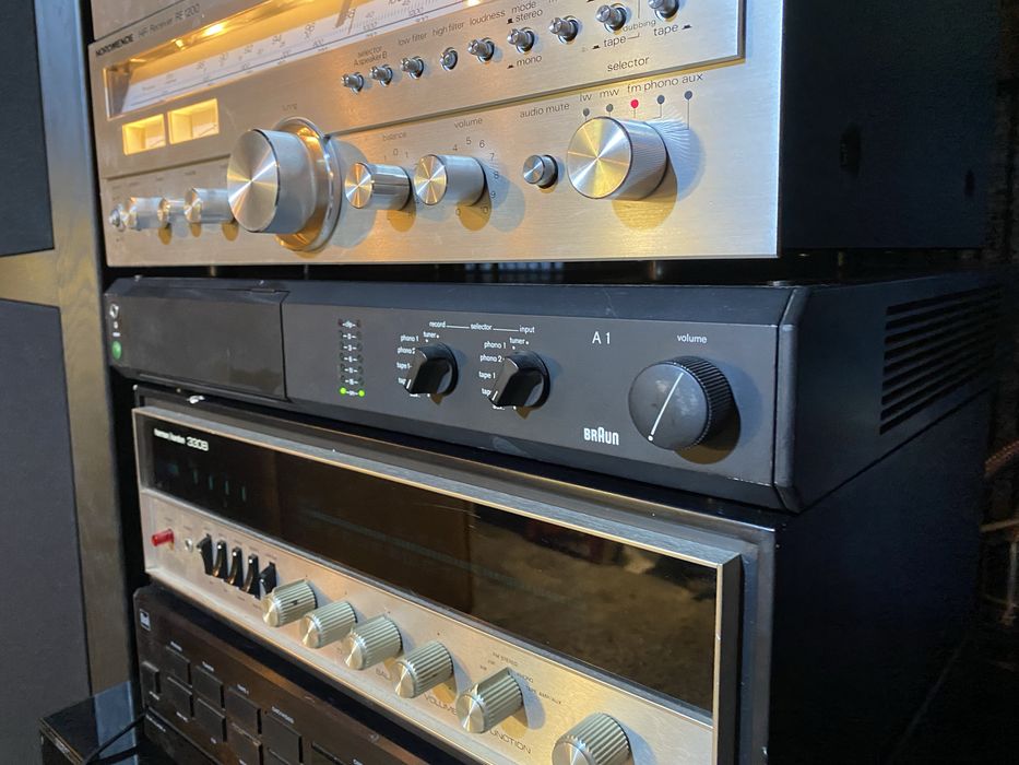 Braun A1 wzmacniacz stereo, bardzo mocny, piękny analog