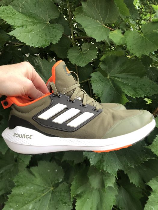 Кроссовки Adidas