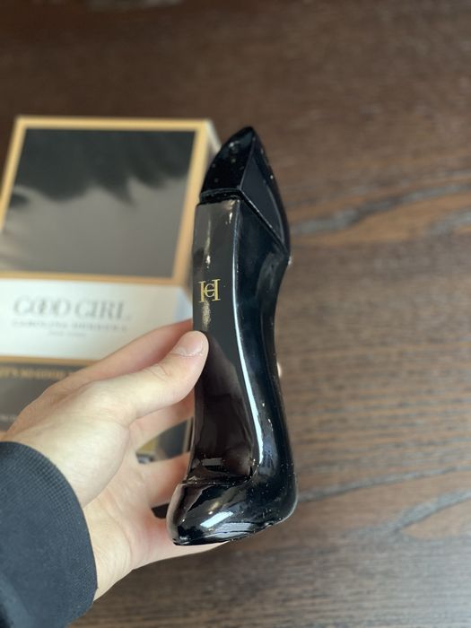 Carolina Herrera Girl Parfum Каролина Херера женские парфюми духи жінк