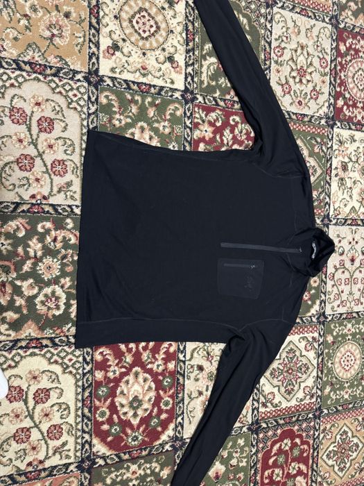 Продаю кофту Arcteryx