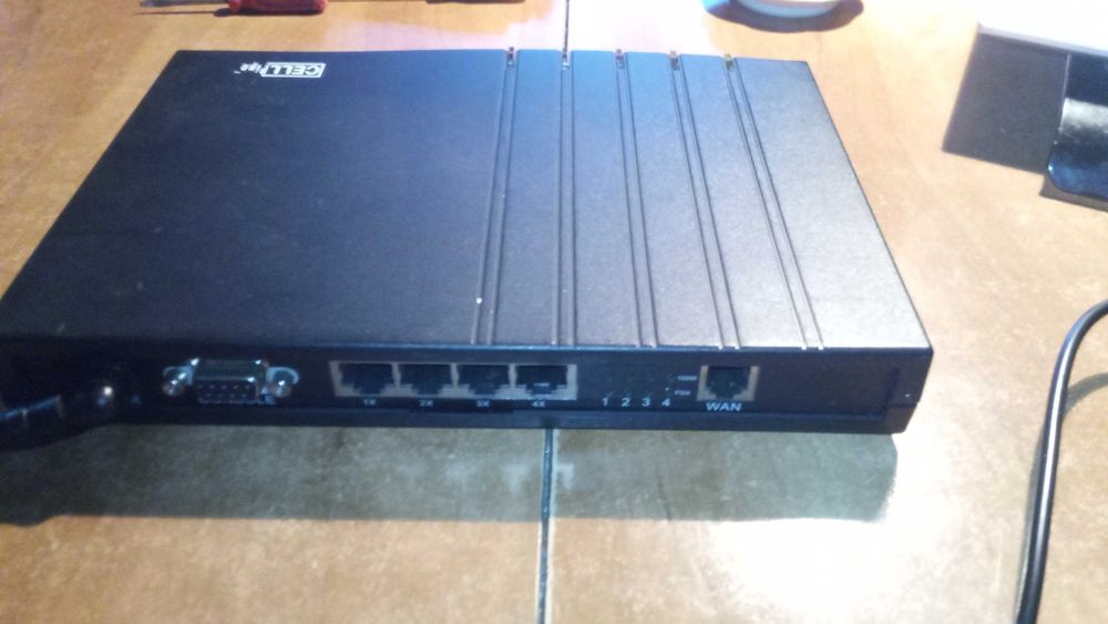 Lucent Technologies Cell-20H-E CellPipe ADSL Router