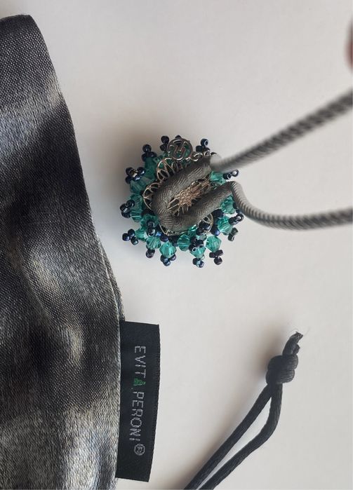 Шпилька  Evita Peroni