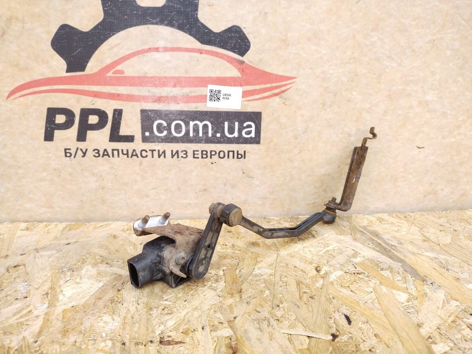 Volvo XC70 07-16 Датчик положения кузова передний левый 7G9N-3C438-AA