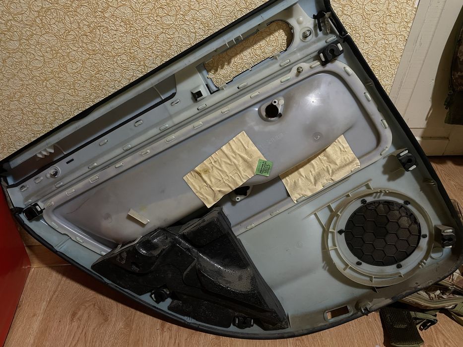 Passat B5+ Дверні карти(карти дверей passat)