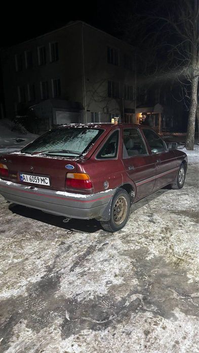 ford escort 1.6 інжектор, на ходу